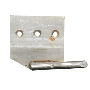 Nedre dörrkrok VA bak - Begagnad (UL300353) image